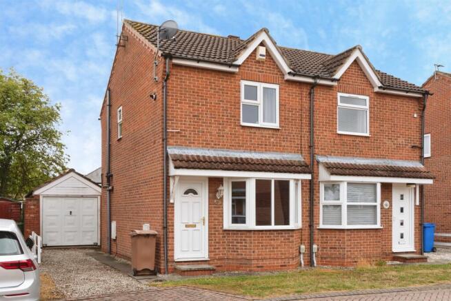 2 bed Semi-Detached for sale in hedon