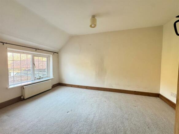 Bedroom 2.jpg
