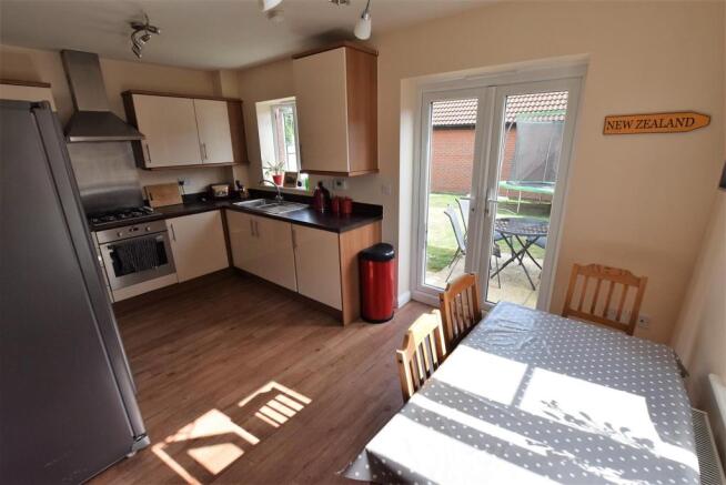 Kitchen / Breakfast 