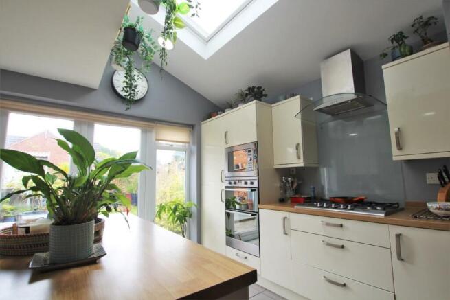 Open Plan Dining Room/Kitchen