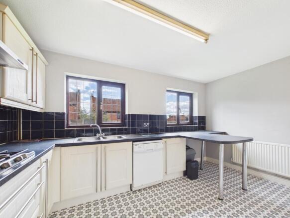 Silverburn Drive, Oakwood photo 4
