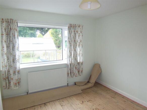 Bedroom: