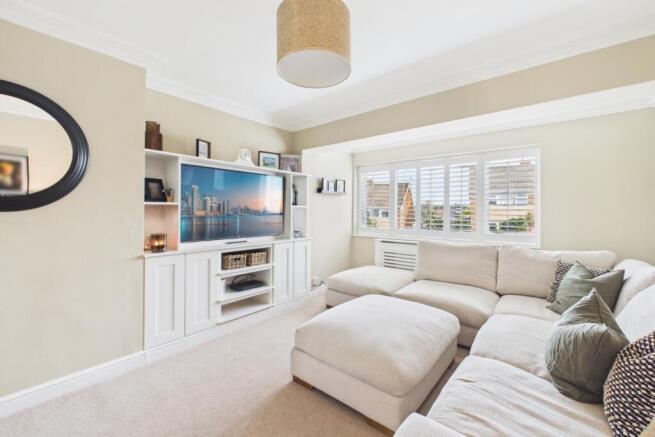 3 bed Semi-Detached for sale Image 4