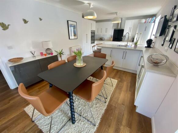 Open Plan Dining Kitchen