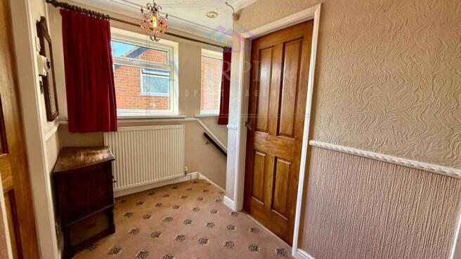 3 bed Semi-Detached for sale Image 11