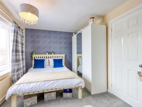 bed 1