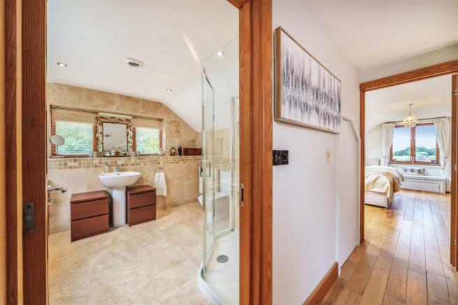 Ensuite Bathroom