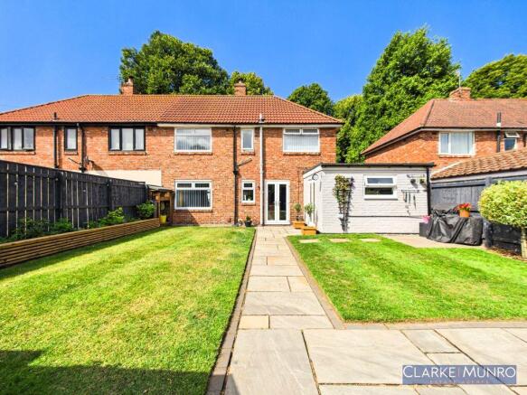 3 bed Semi-Detached for sale Image 4
