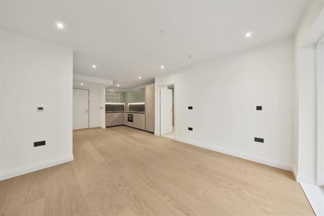 46 Botanica Apartments, 1 Watermeadow Lane - jQ300