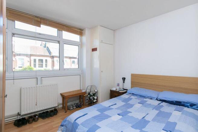 3. Bedroom Cautley