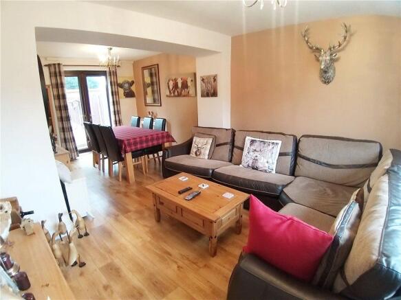 Lounge/Dining Room