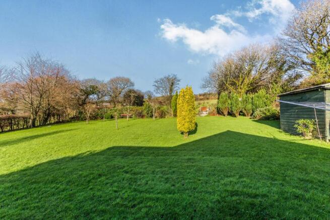 Garden / potential b