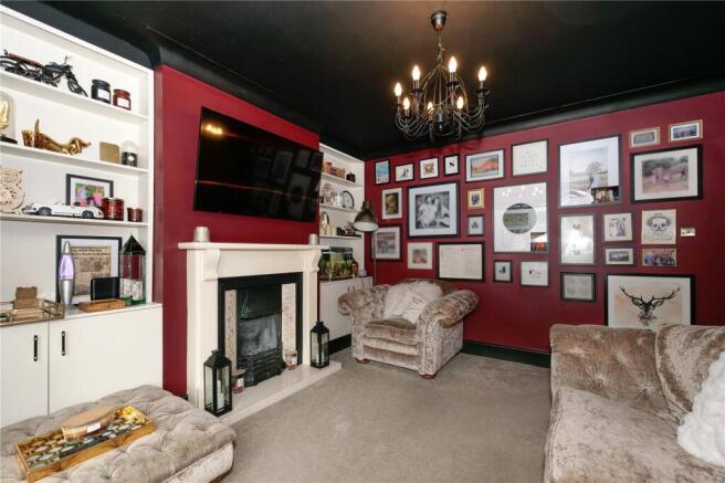 3 bed Semi-Detached for sale Image 10
