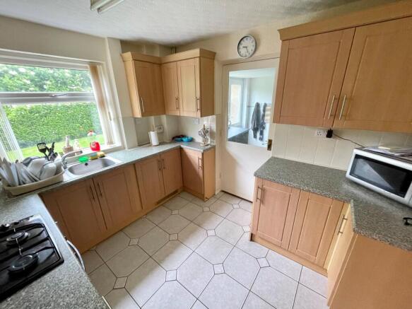 Kitchen angle 2