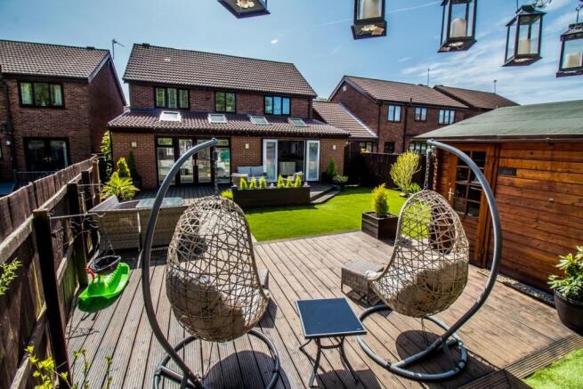 Rear garden pic 4