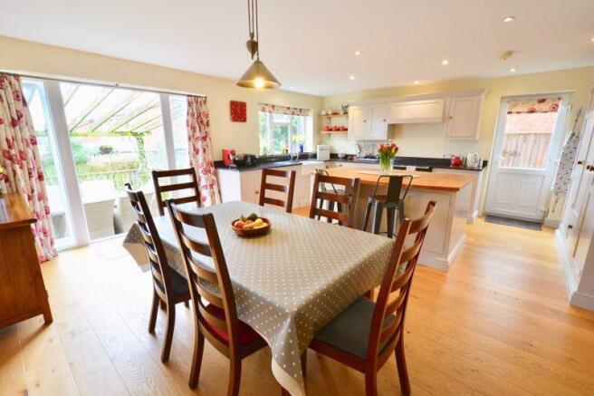 Kitchen Diner