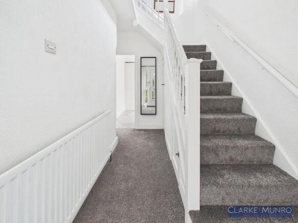 4 bed Detached for sale Image 12