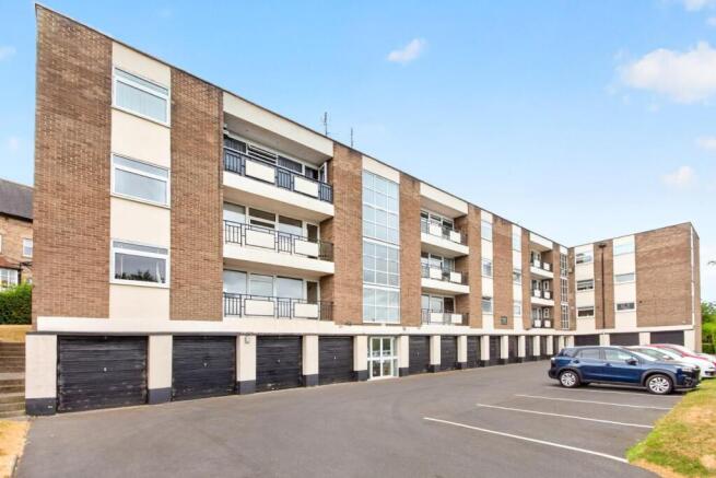 2 bed Flat for sale in harrogate