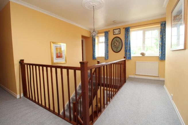 FIRST FLOOR LANDING