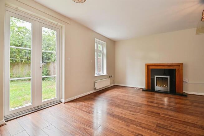3 bed Semi-Detached for sale Image 7