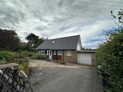 22 Heys Road, Thongsbridge