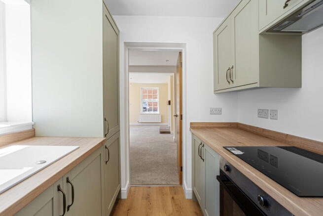 2 bed Semi-Detached for sale Image 11