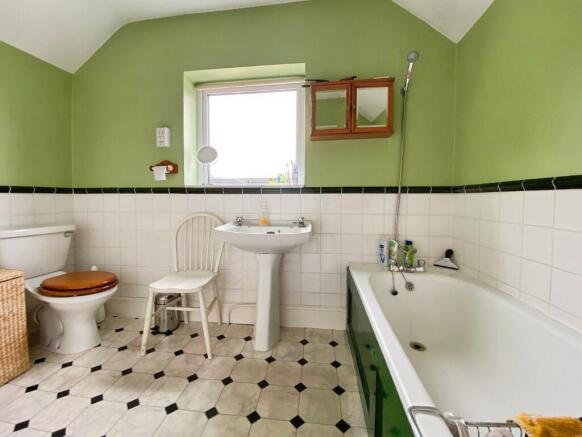 First Floor Bathroom