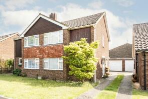 35, Ravendale Road, Sunbury-on-thames TW16 6PJ