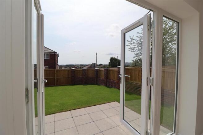 Westfield Way, S43 photo 4