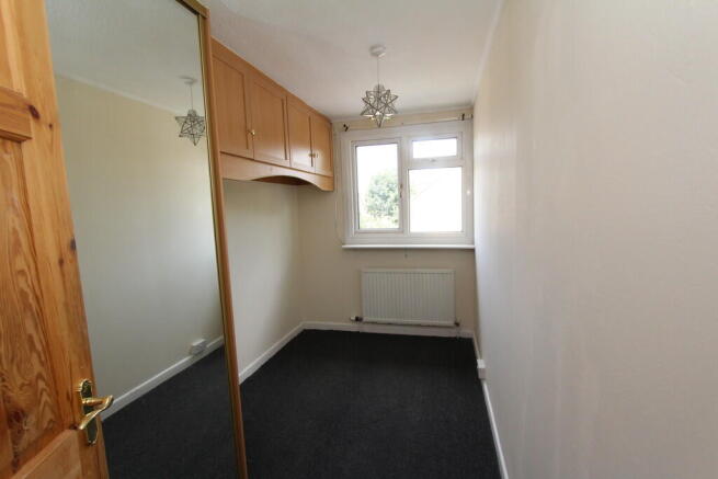 3 bed Terraced to rent Image 12