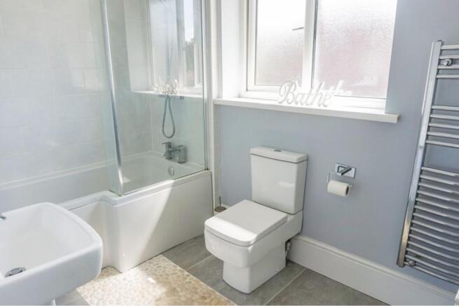 Master En-suite