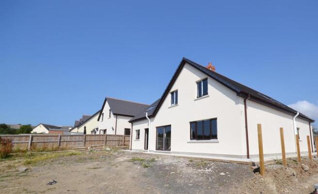 BACK OF HOUSE.JPG