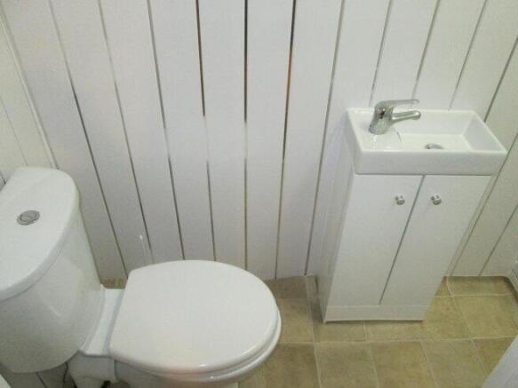 4 bed House Share to rent Image 12