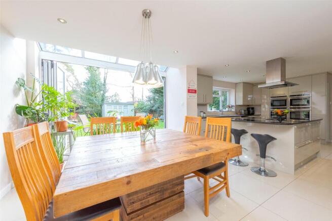 Kitchen/ Diner