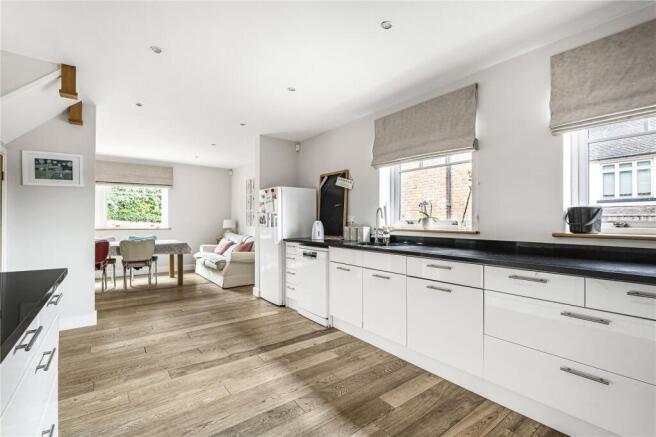 Kitchen/Dining