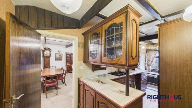 3 bed Not Specified for sale Image 8