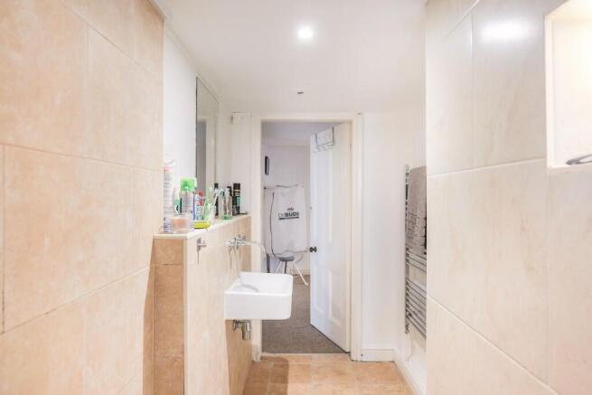 1 bed Flat for sale Image 9