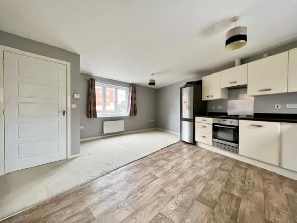 Kitchen / Lounge