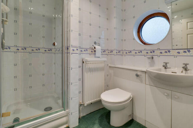 EnSuite Shower Ro...