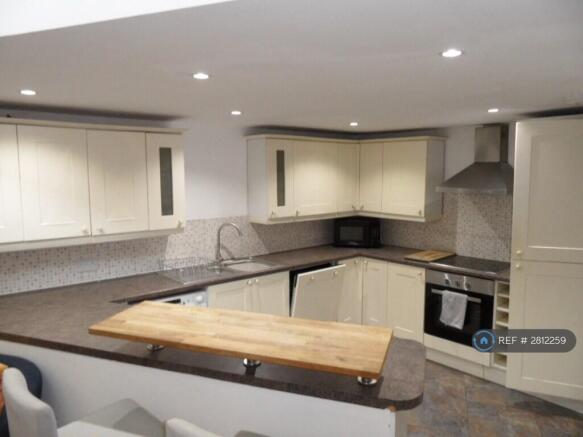 Chef's Delight - Kitchen With All Mod Cons