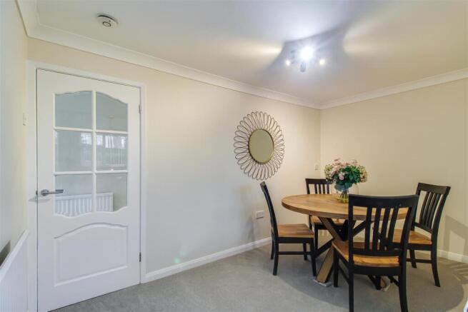 3 bed Semi-Detached Bungalow for sale Image 7