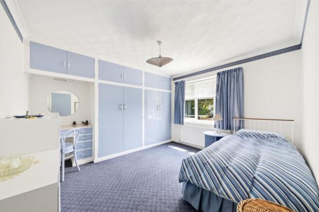 4 bed Semi-Detached for sale Image 10