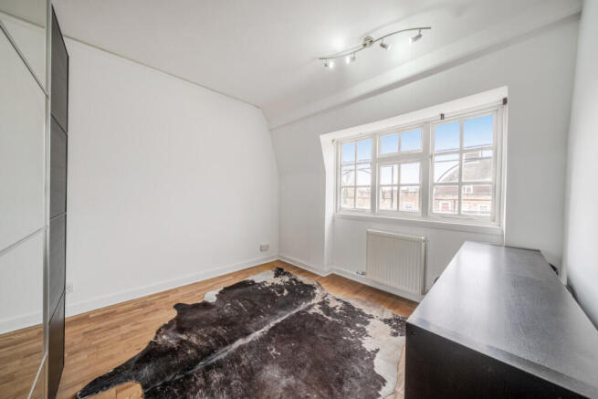 1438118-10-69cd45...