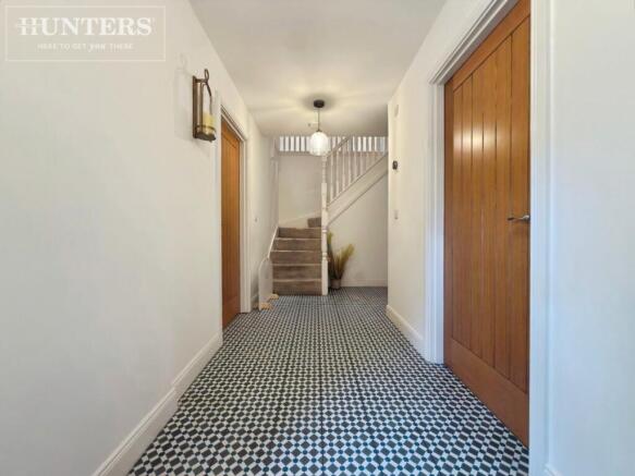 4 bed Detached for sale Image 11
