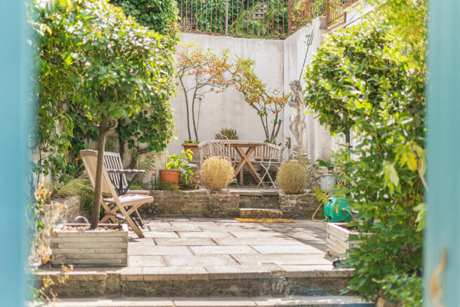 Courtyard Garden