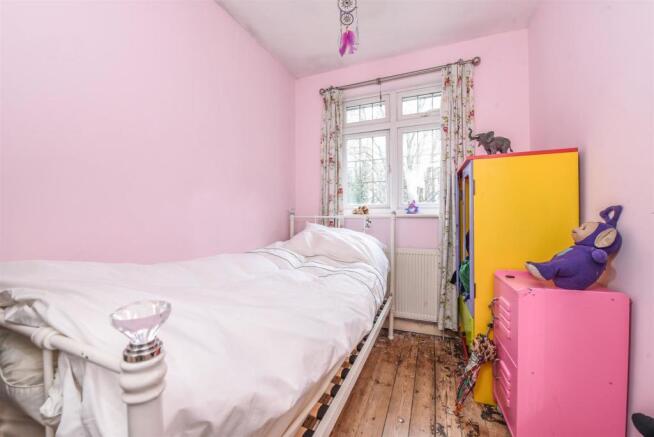 bedroom 3.jpg