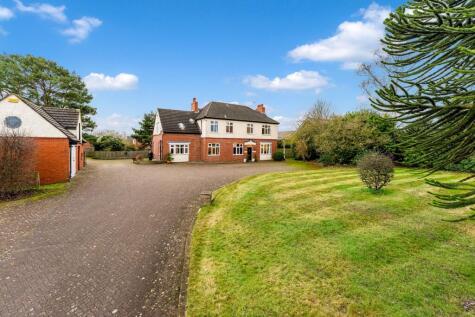 Sandicroft, 204 Crewe Road, Haslington, CW1 5RT