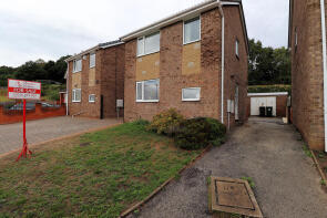 20, Lund Close, Lundwood, Barnsley S71 5PF