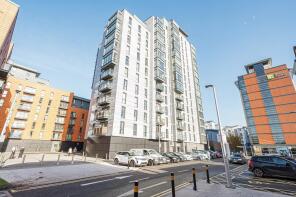 31, Lexington Apartments, Railway Terrace, Slough SL2 5GQ