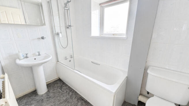 2 bed Terraced for sale Image 8